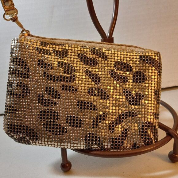 Express Design Studio Mesh Wristlet bag - Picture 3 of 8
